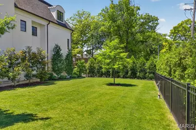 136 N Brentwood Boulevard, Clayton, MO 63105 - Photo 46