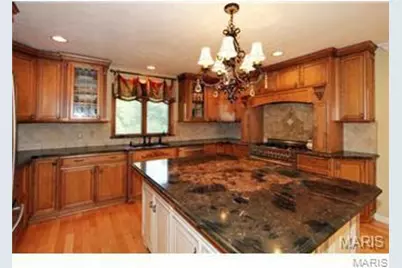 1863 Chamfers Farm Court, Chesterfield, MO 63005 - Photo 8