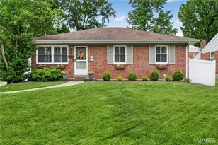 9794 Sherrell Ct, Rock Hill, MO 63119 - Photo 2