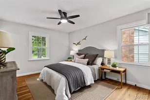 8562 Colonial Ln, Ladue, MO 63124 - Photo 32