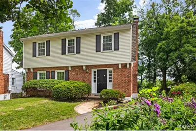 8562 Colonial Lane, Ladue, MO 63124 - Photo 4