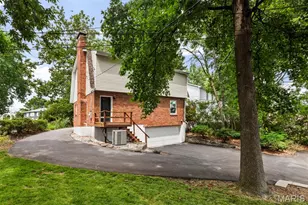 8562 Colonial Ln, Ladue, MO 63124 - Photo 50