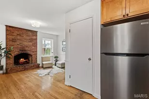 8562 Colonial Ln, Ladue, MO 63124 - Photo 24