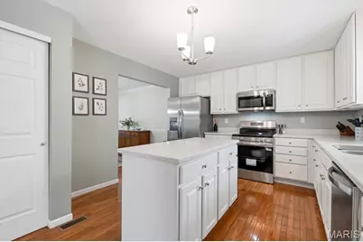 5916 Cardinal Creek Drive, Oakville, MO 63129 - Photo 2