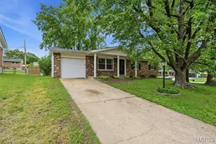 2701 Woodbury Dr, Mehlville, MO 63125 - Photo 38