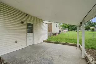 2701 Woodbury Dr, Mehlville, MO 63125 - Photo 34