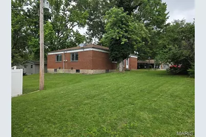 3605 Gordon Avenue, Saint Louis, MO 63114 - Photo 6