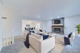 1725 Florine Blvd, Saint Charles, MO 63303 - Photo 4