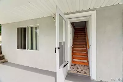 9986 Lark Avenue, Saint Louis, MO 63125 - Photo 6