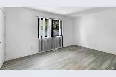 9986 Lark Avenue, Saint Louis, MO 63125 - Photo 12