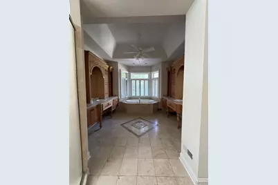 2457 Town and Country Lane, Town and Country, MO 63131 - Photo 20