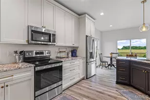 733 Magnolia Dr, Farmington, MO 63640 - Photo 8