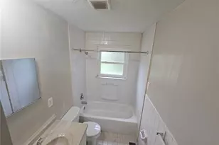 10604 Trask Dr, Saint Louis, MO 63136 - Photo 12