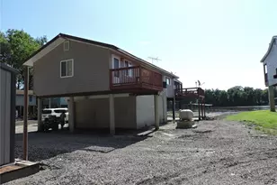 334 N River Rd, Elsberry, MO 63343 - Photo 4