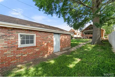 4320 Toenges Avenue, Saint Louis, MO 63116 - Photo 30