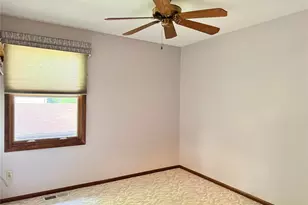 660 Hunters Ridge Dr, Ferguson, MO 63135 - Photo 20