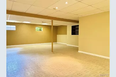 660 Hunters Ridge Drive, Ferguson, MO 63135 - Photo 22