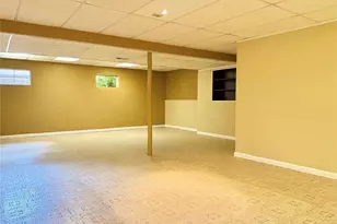 660 Hunters Ridge Dr, Ferguson, MO 63135 - Photo 22