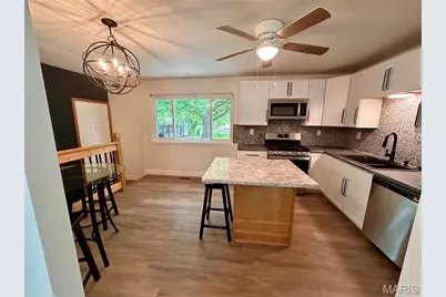 7374 Tannoia Drive, Hazelwood, MO 63042 - Photo 4