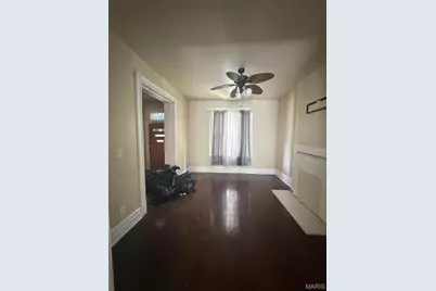 5218 Lotus Avenue, Saint Louis, MO 63113 - Photo 2