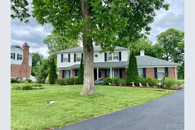 8874 Woodpark Drive, Sunset Hills, MO 63127 - Photo 2