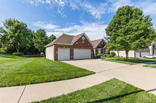 124 Fox Haven Dr, O'Fallon, MO 63368 - Photo 2