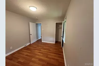 6509 Myron Avenue, Saint Louis, MO 63121 - Photo 10
