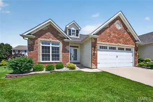 307 Glasgow Dr, Saint Charles, MO 63301 - Photo 1