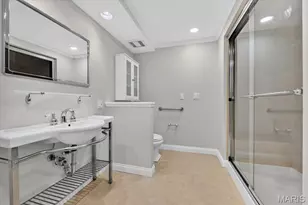 16557 Baxter Forest Ridge Dr, Chesterfield, MO 63005 - Photo 60
