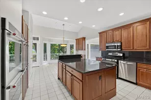16557 Baxter Forest Ridge Dr, Chesterfield, MO 63005 - Photo 22