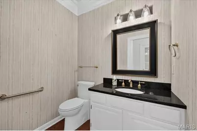 16557 Baxter Forest Ridge Drive, Chesterfield, MO 63005 - Photo 10