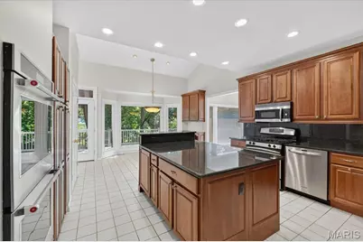 16557 Baxter Forest Ridge Drive, Chesterfield, MO 63005 - Photo 26
