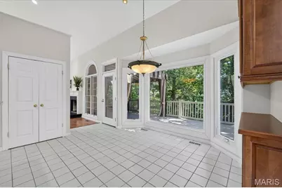 16557 Baxter Forest Ridge Drive, Chesterfield, MO 63005 - Photo 20