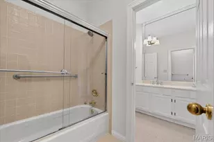 16557 Baxter Forest Ridge Dr, Chesterfield, MO 63005 - Photo 28