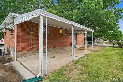 701 Avenue H, Saint Louis, MO 63125 - Photo 24