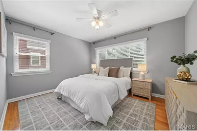 9722 Greenwood Terrace, Saint Louis, MO 63119 - Photo 14