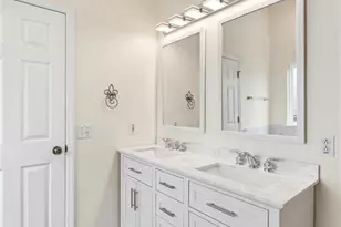 129 Fleur De Lis Dr, Wentzville, MO 63385 - Photo 32
