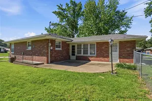3631 Park Crest Dr, Saint Louis, MO 63125 - Photo 40