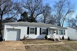 10518 Ewell Dr, Saint Louis, MO 63137 - Photo 1