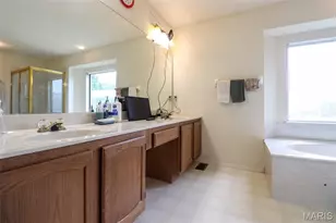 1341 Montevale Ct, Fenton, MO 63026 - Photo 14