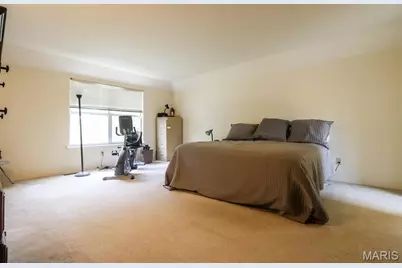1341 Montevale Court, Fenton, MO 63026 - Photo 12