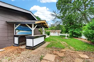 9512 Carnival Dr, Saint Louis, MO 63126 - Photo 50