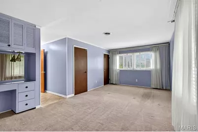 9512 Carnival Drive, Saint Louis, MO 63126 - Photo 24