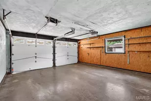 9512 Carnival Dr, Saint Louis, MO 63126 - Photo 18