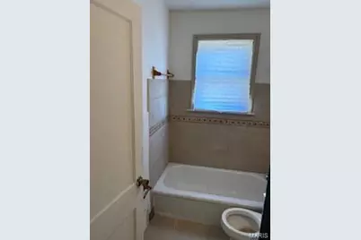 6203 Tyndall Drive, Saint Louis, MO 63134 - Photo 8