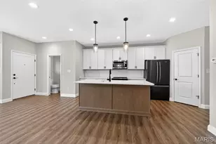 2810 McClay Rd, Saint Charles, MO 63303 - Photo 6