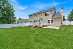 8 Statesman Dr, O'Fallon, MO 63368 - Photo 30