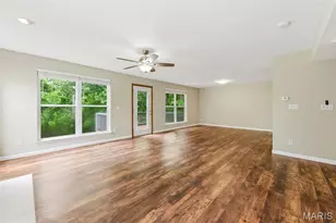 706 Norwood Terrace, Lake Saint Louis, MO 63367 - Photo 8