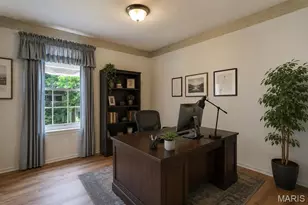 5375 N Kenrick Parke Dr, Saint Louis, MO 63119 - Photo 24