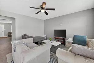 618 Palisades Dr, Saint Charles, MO 63301 - Photo 6